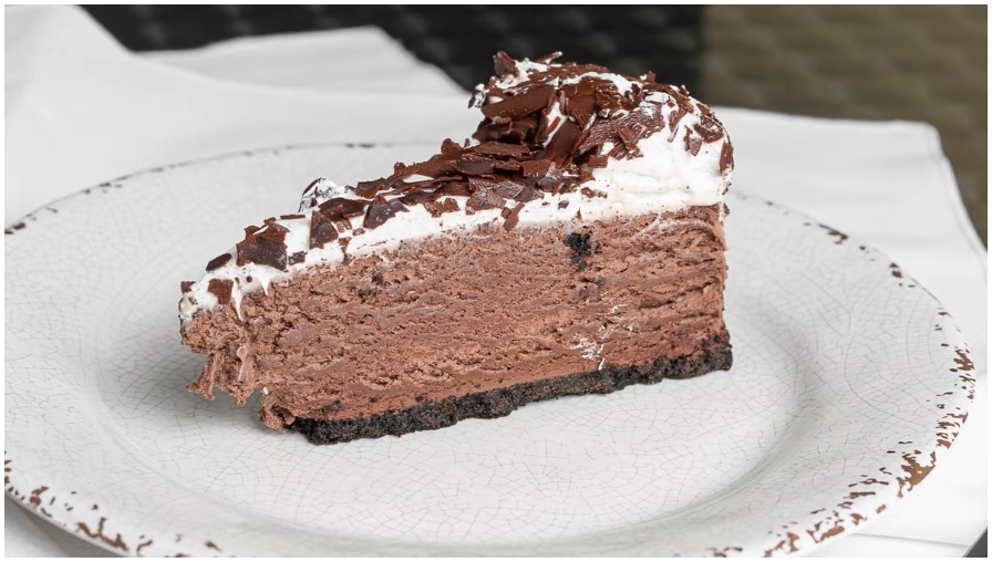 Order Chocolate Moussecake food online from Alfredo Pizza store, Los Angeles on bringmethat.com