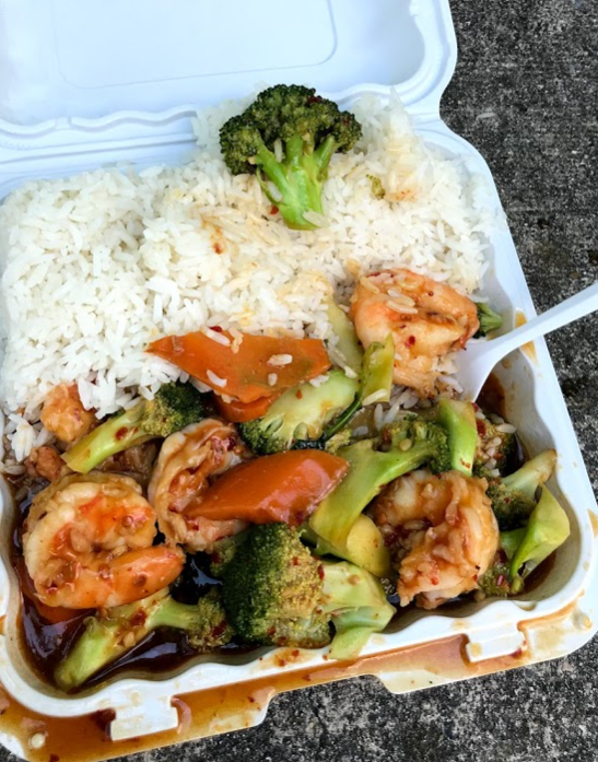 Order No13. Shrimp with Broccoli Combination Platter food online from Foolee's Carryout Restaurant store, Upper Marlboro on bringmethat.com
