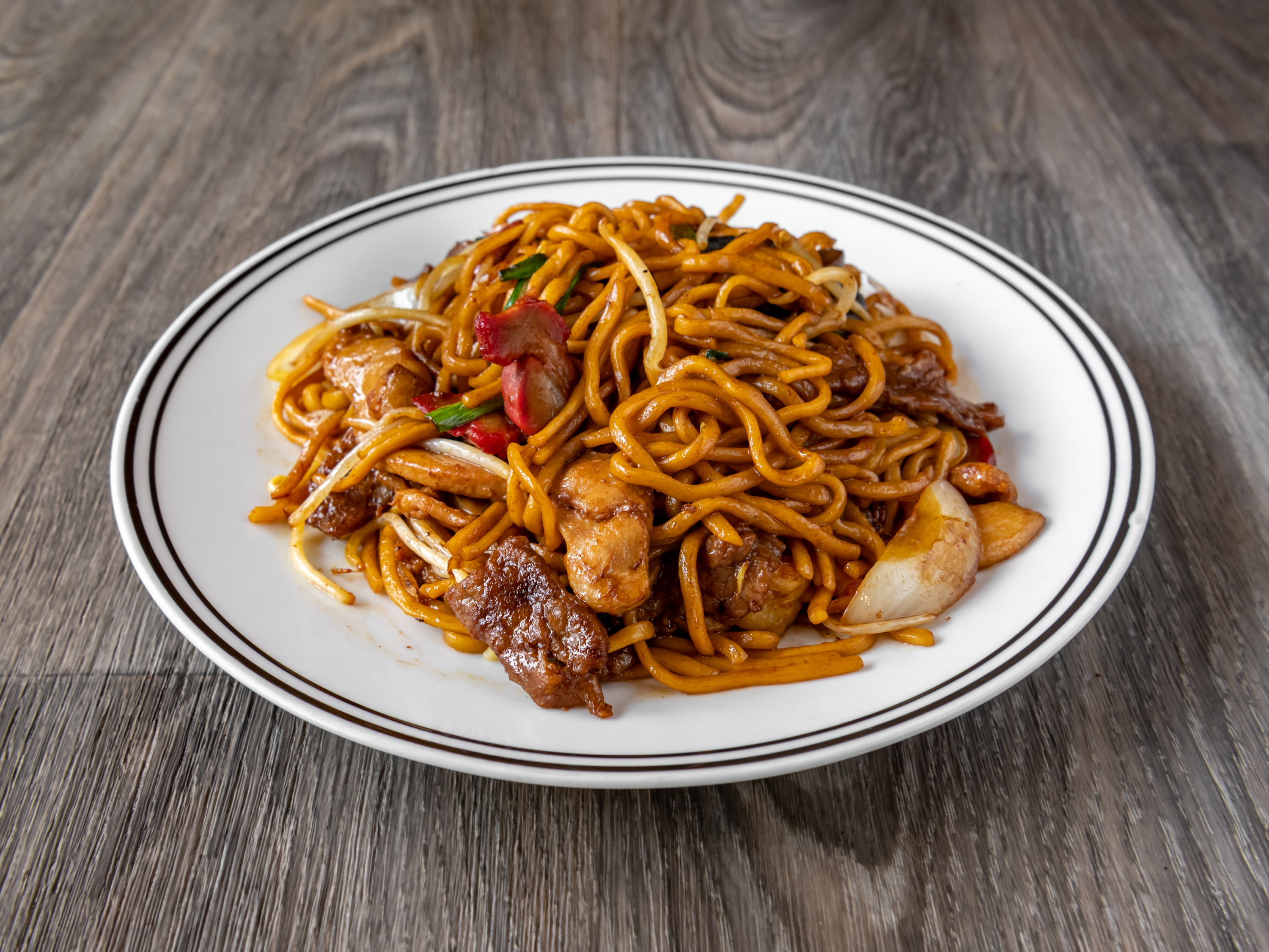 Order 100. Combination Chow Mein food online from Red jade store, San Francisco on bringmethat.com