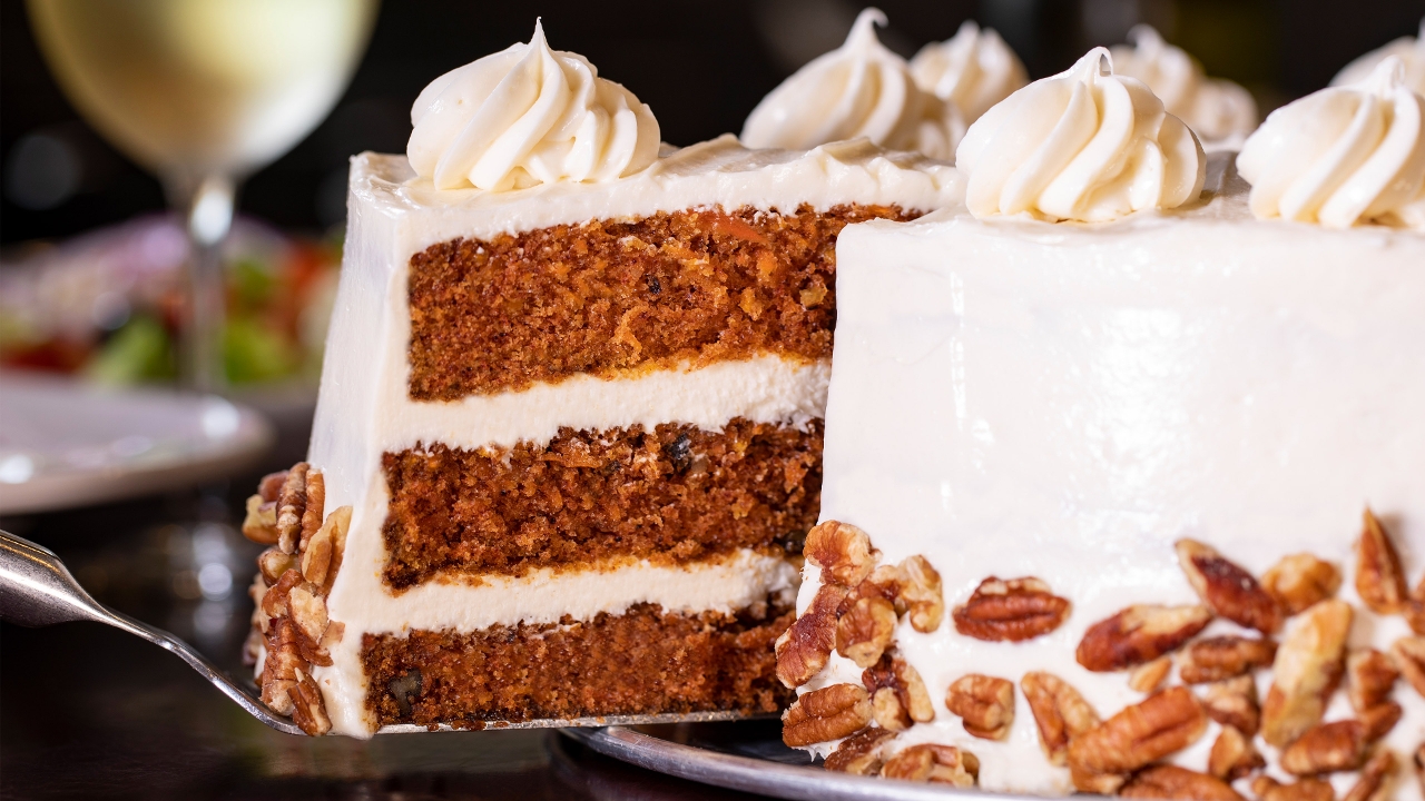 Order Carrot Cake food online from Casa Grande store, South Point on bringmethat.com