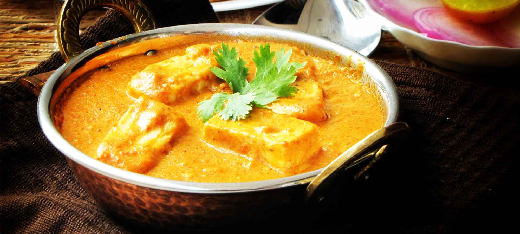 Order Mango Curry food online from Aroma Indian Kitchen store, Columbus on bringmethat.com