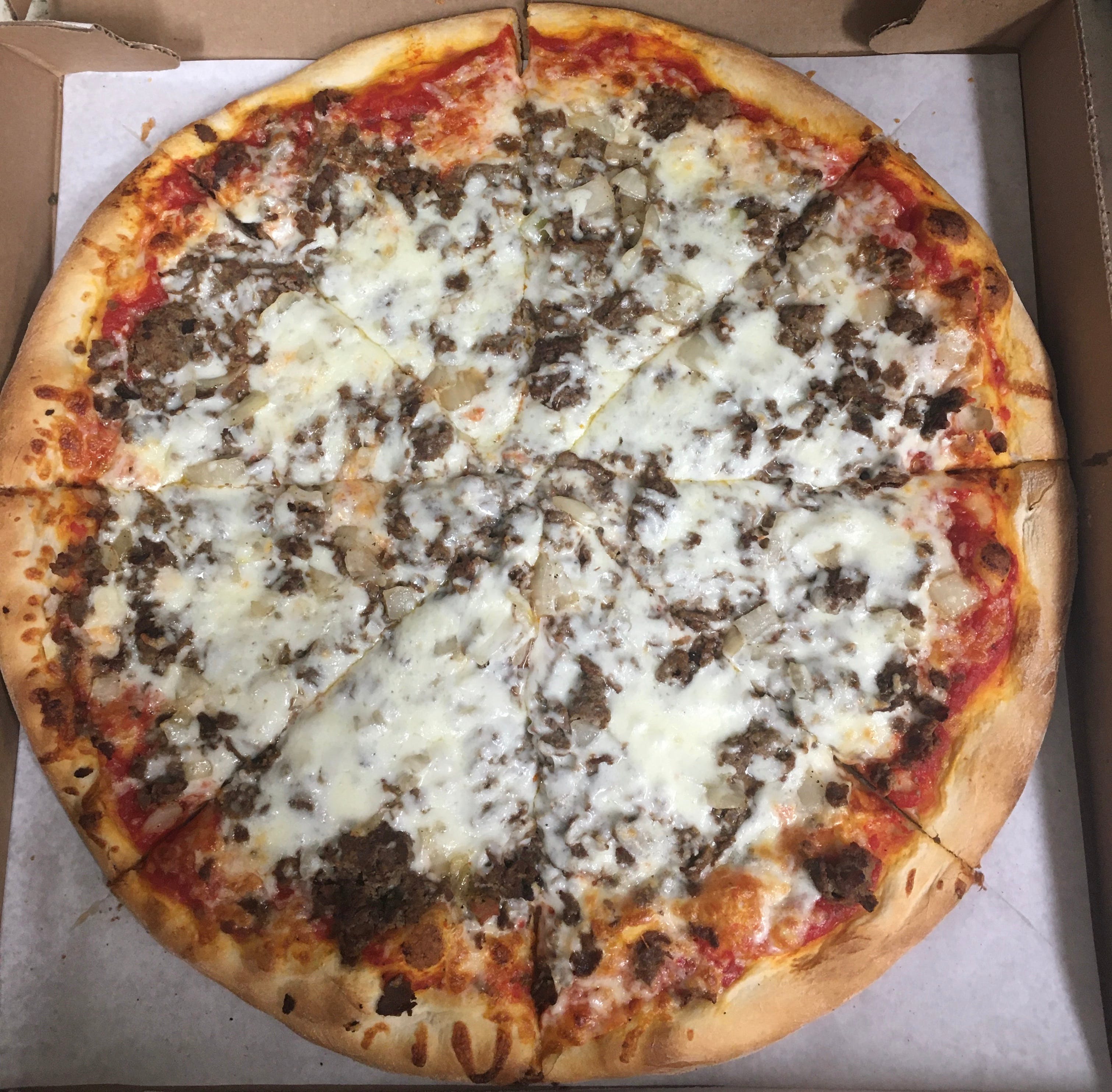 Order Tonelli's Beef Cheesesteak Pizza - 12'' food online from Amici Vicinato store, Lafayette Hill on bringmethat.com