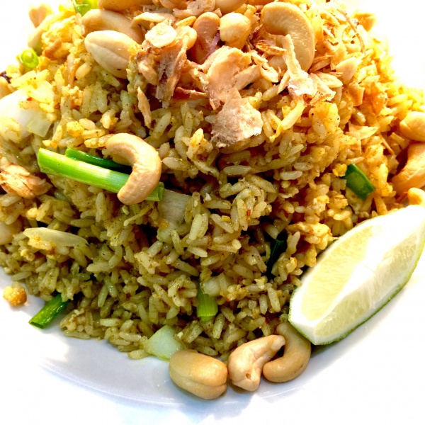 Order Yellow Curry Fried Rice food online from Thai Kitchen store, The Colony on bringmethat.com