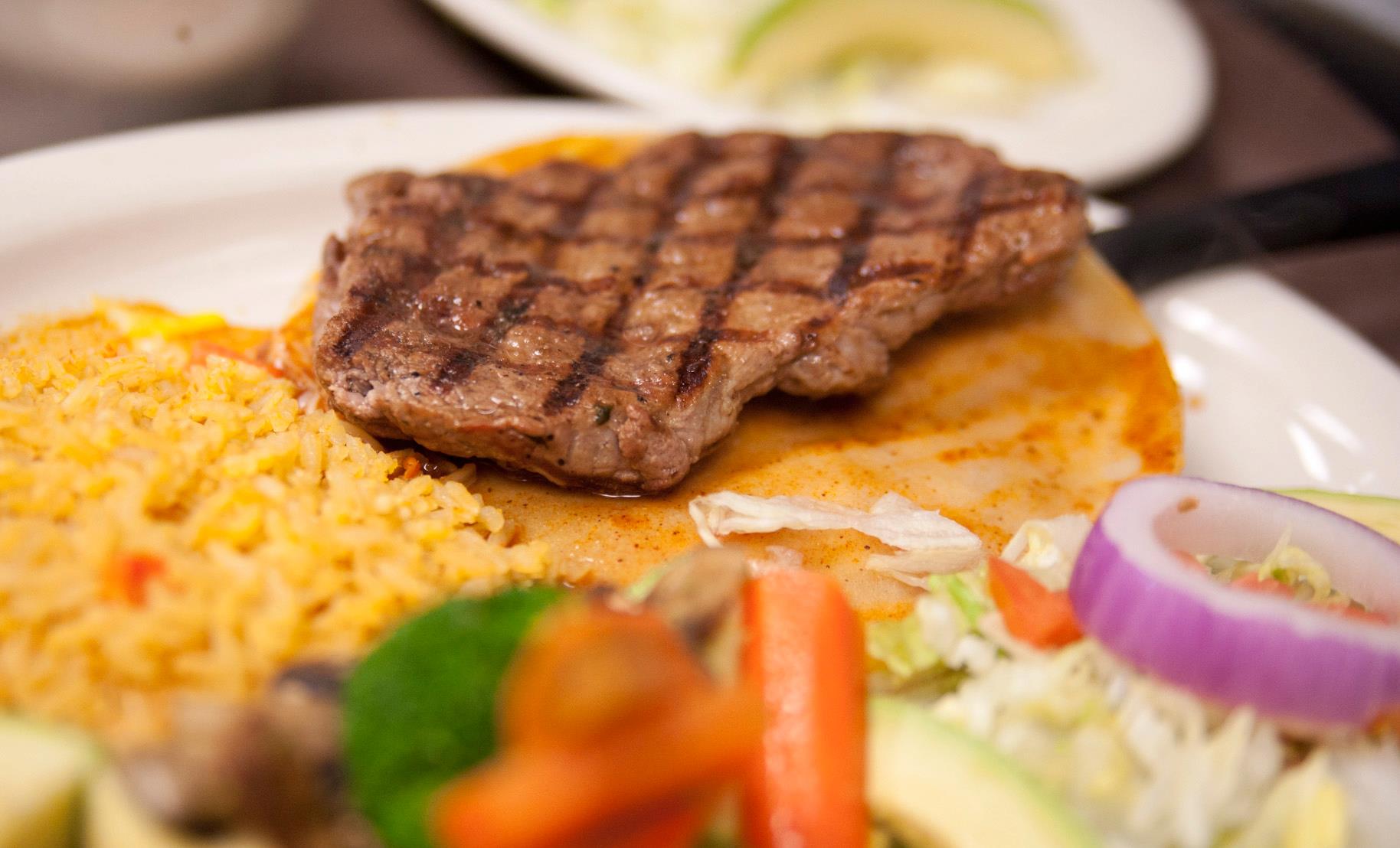 Order Steak con Hongos food online from Villa Grande Mexican Restaurant store, Aubrey on bringmethat.com