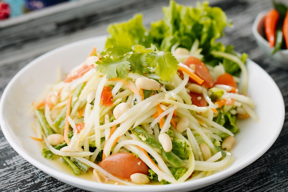 Order Green Papaya Salad food online from Banana Leaf Thai Restaurant store, Dallas on bringmethat.com