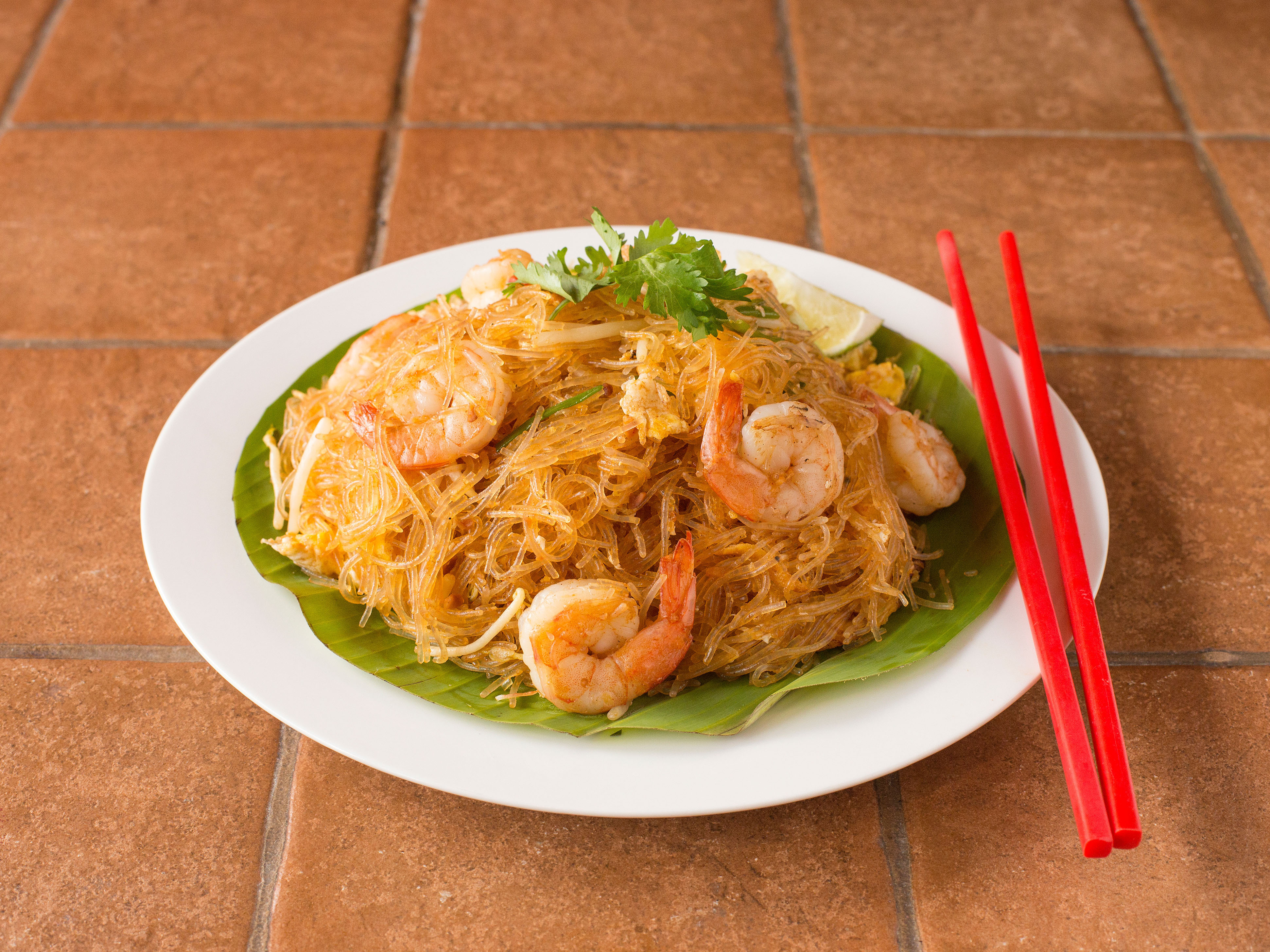 Order Pad Thai with Glass Noodles food online from Thai Tea Asian Fusion Cafe  store, Irving on bringmethat.com