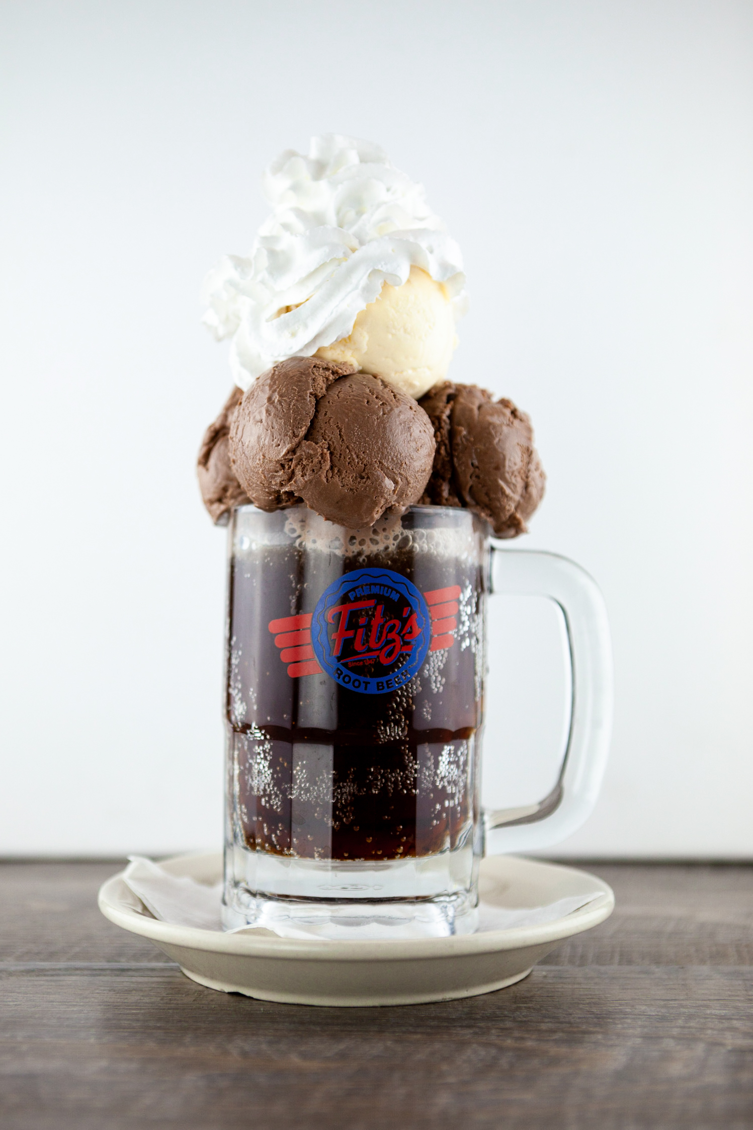 Order Mt. Everest Special Float food online from Fitz's store, University City on bringmethat.com