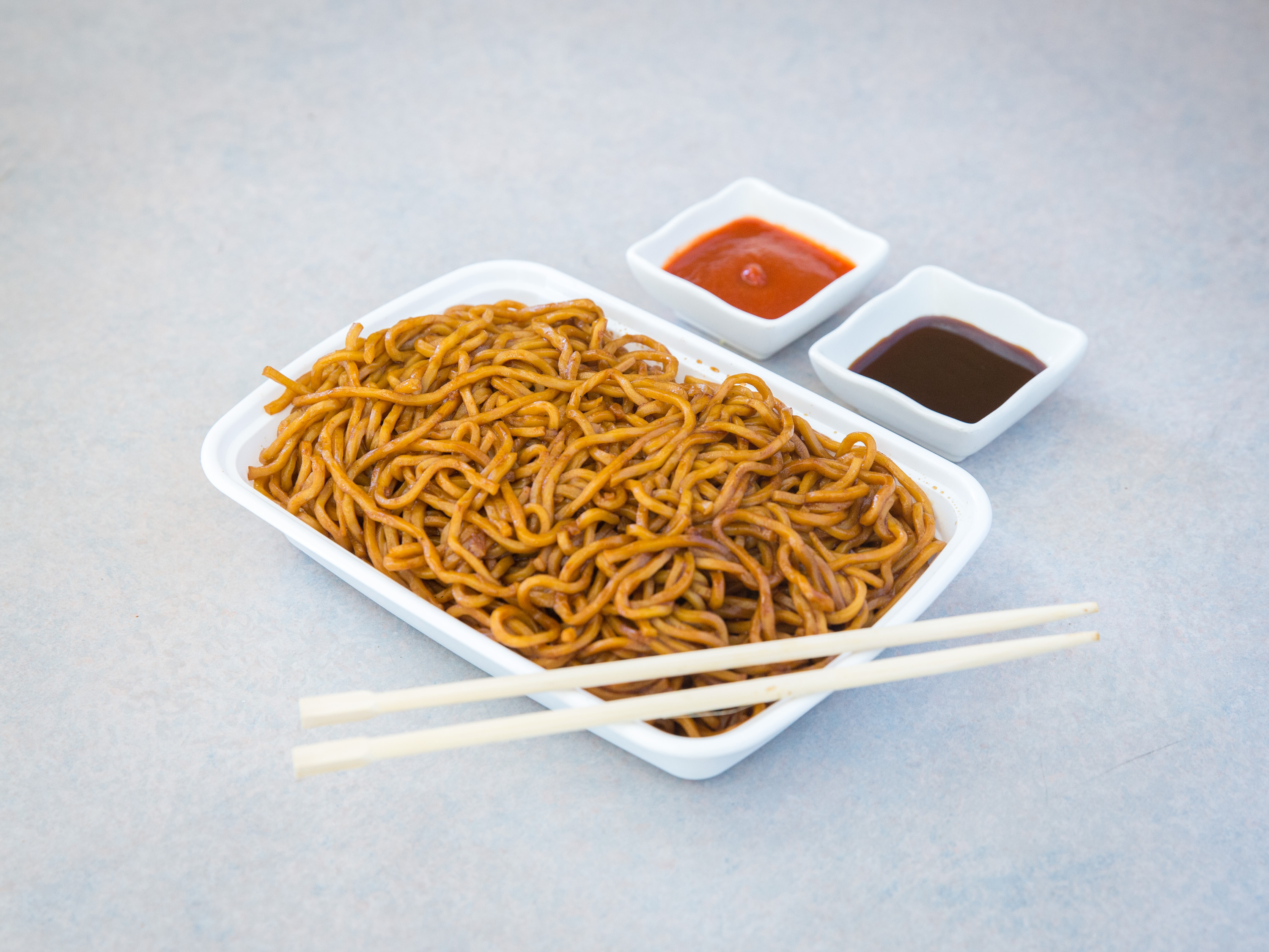 Order 39. Plain Lo Mein food online from Ichiban store, Pearl River on bringmethat.com
