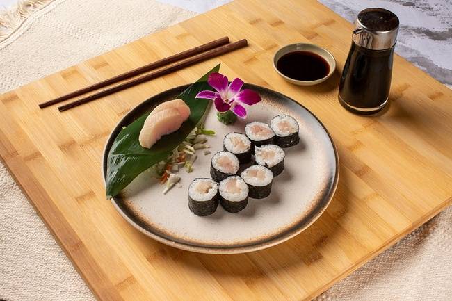 Order Yellow Tail Roll food online from Yama Sushi Roll House store, Virginia Beach on bringmethat.com
