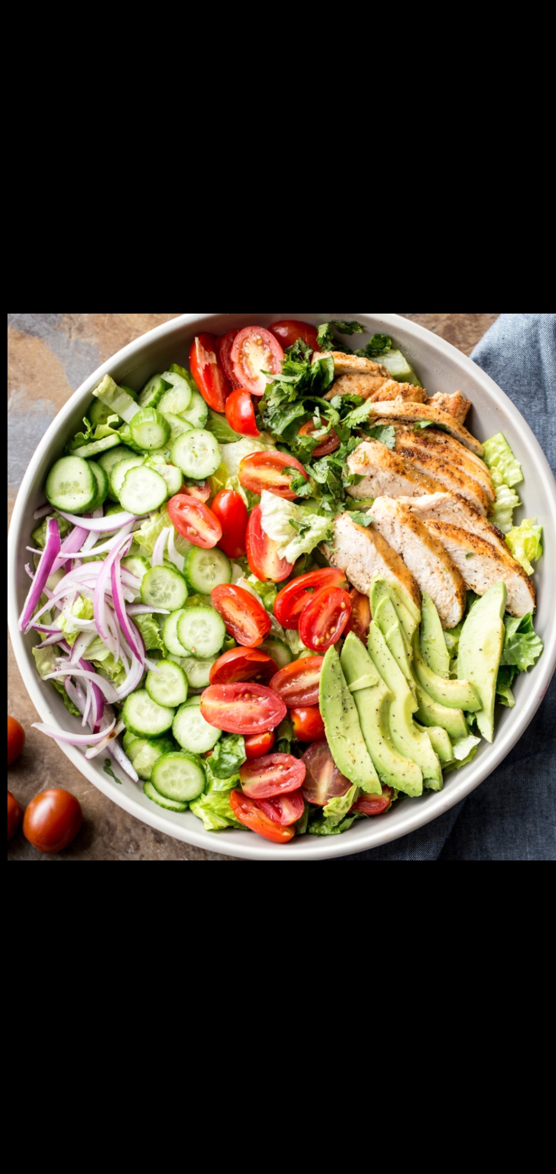 Order  Healthy Avocado And Grilled Chicken Salad Bowl (grilled chicken avocado cucumbers sliced grape tomatoes red onions fresh mozzarella) food online from American Gourmet Foods Deli store, New York on bringmethat.com