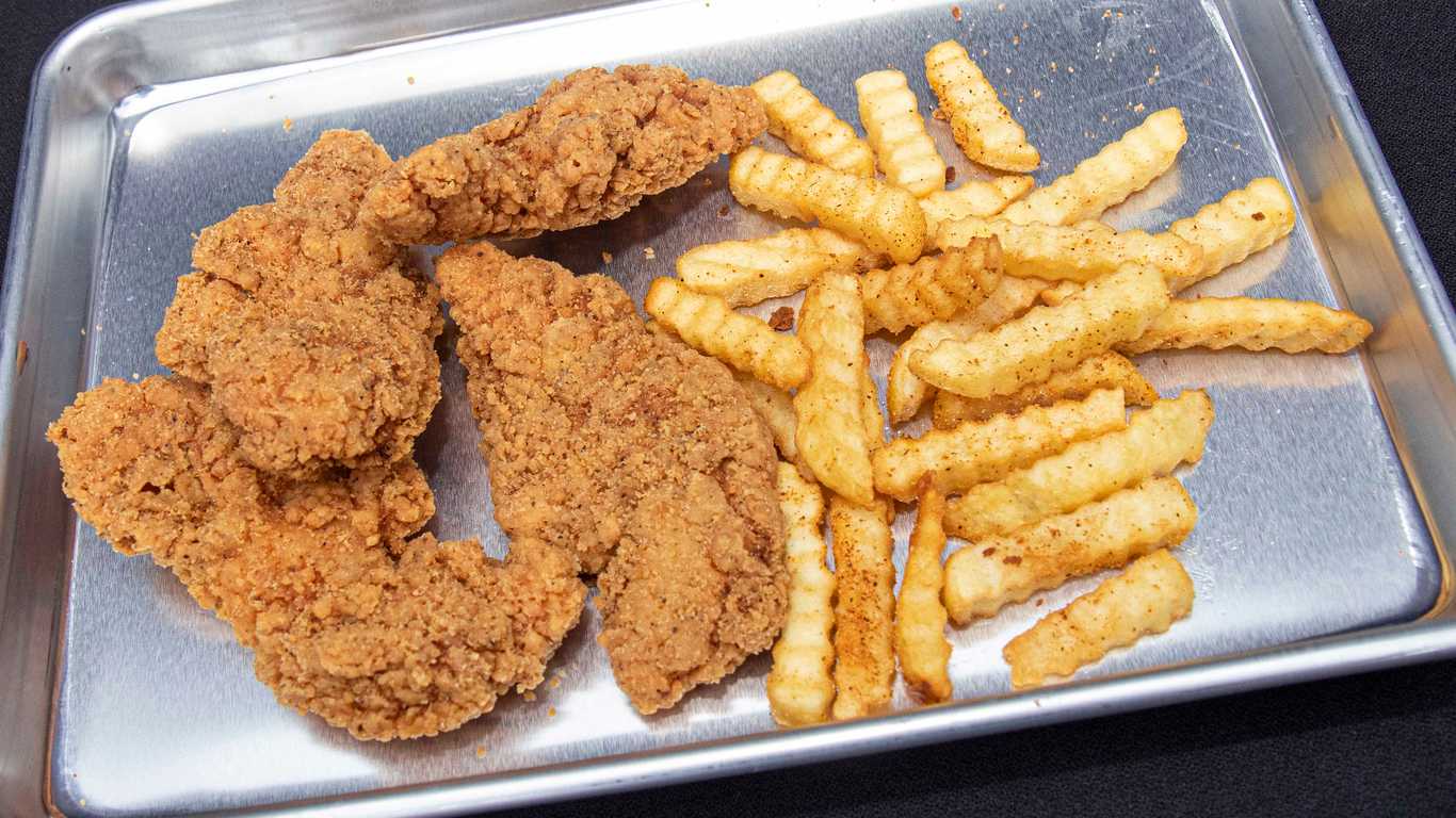 Order Chicken Tender Basket food online from The Pink Company store, DeSoto on bringmethat.com