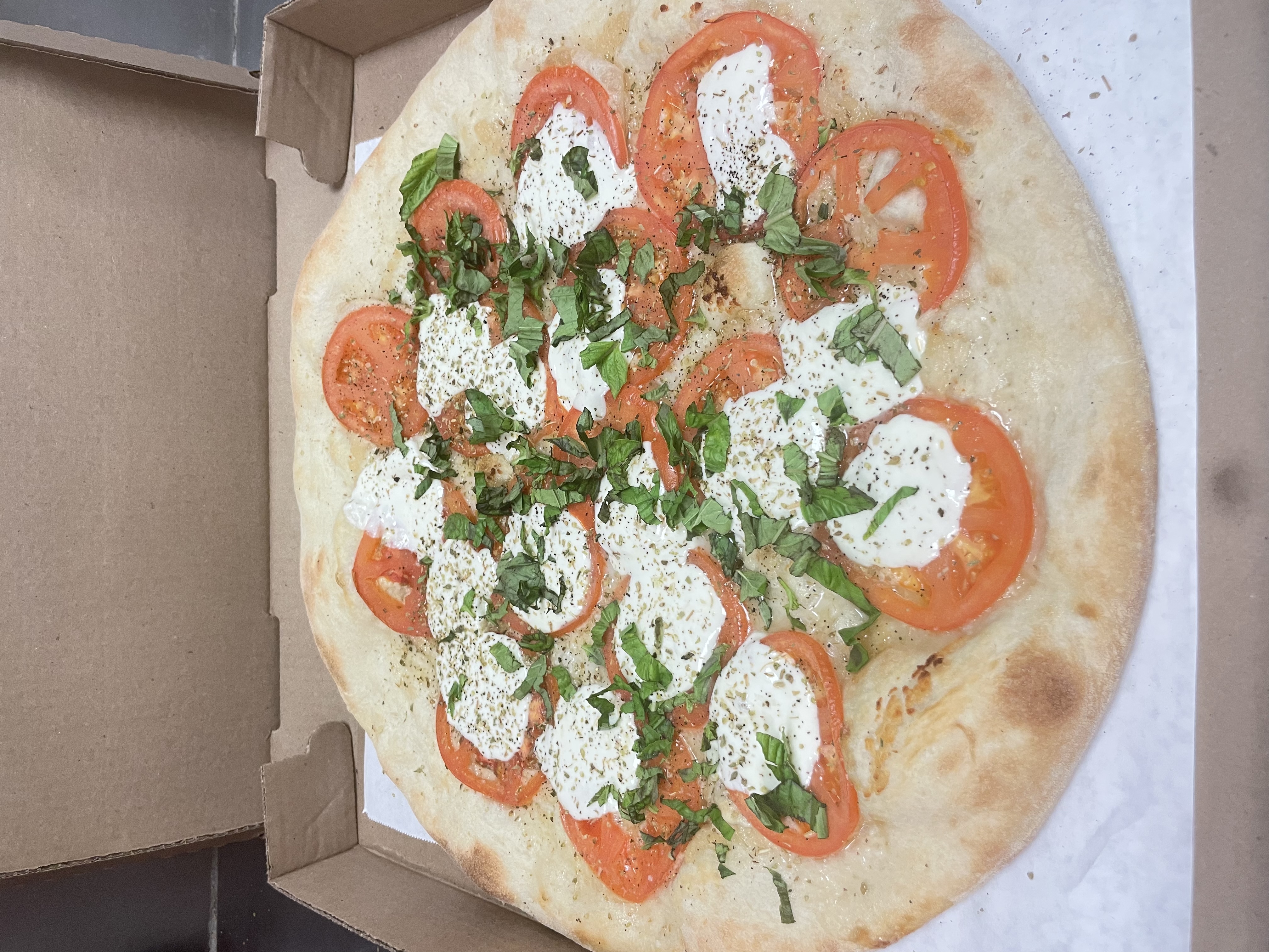 Order Caprese Pizza food online from Dolce carini pizza store, Philadelphia on bringmethat.com
