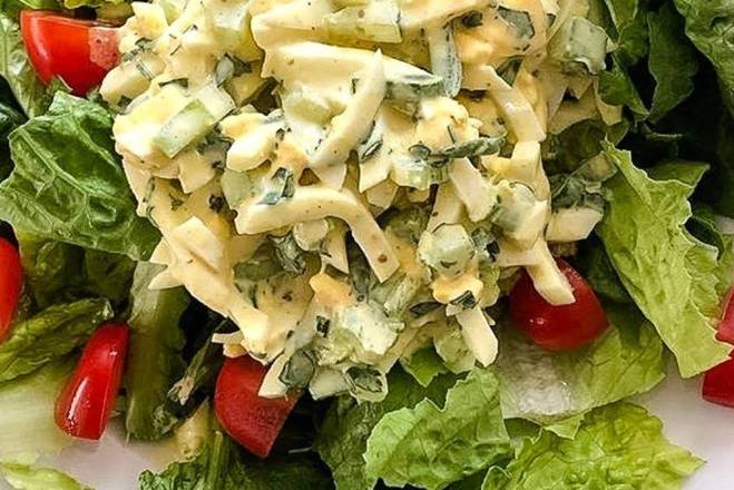 Order Egg Salad Mixed Green Salad food online from Soup Kettle Grille store, Meridian on bringmethat.com