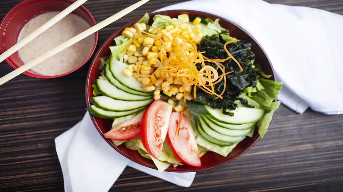 Order 201. Green Salad food online from Majikku Ramen store, Daly City on bringmethat.com