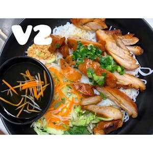 Order V2. Grilled Chicken Vermicelli food online from Boling Pho store, Escondido on bringmethat.com