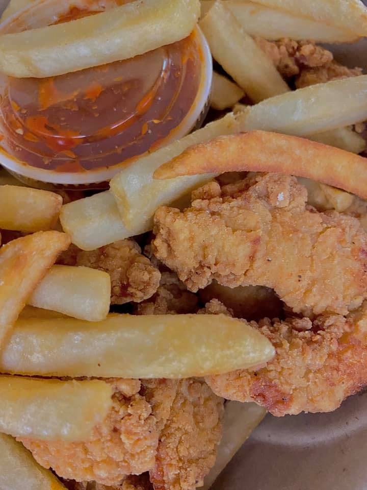 Order Chicken Fingers - 5 Pieces food online from Carmelo's Pizza, Pasta, Subs & More!! store, Linthicum Heights on bringmethat.com