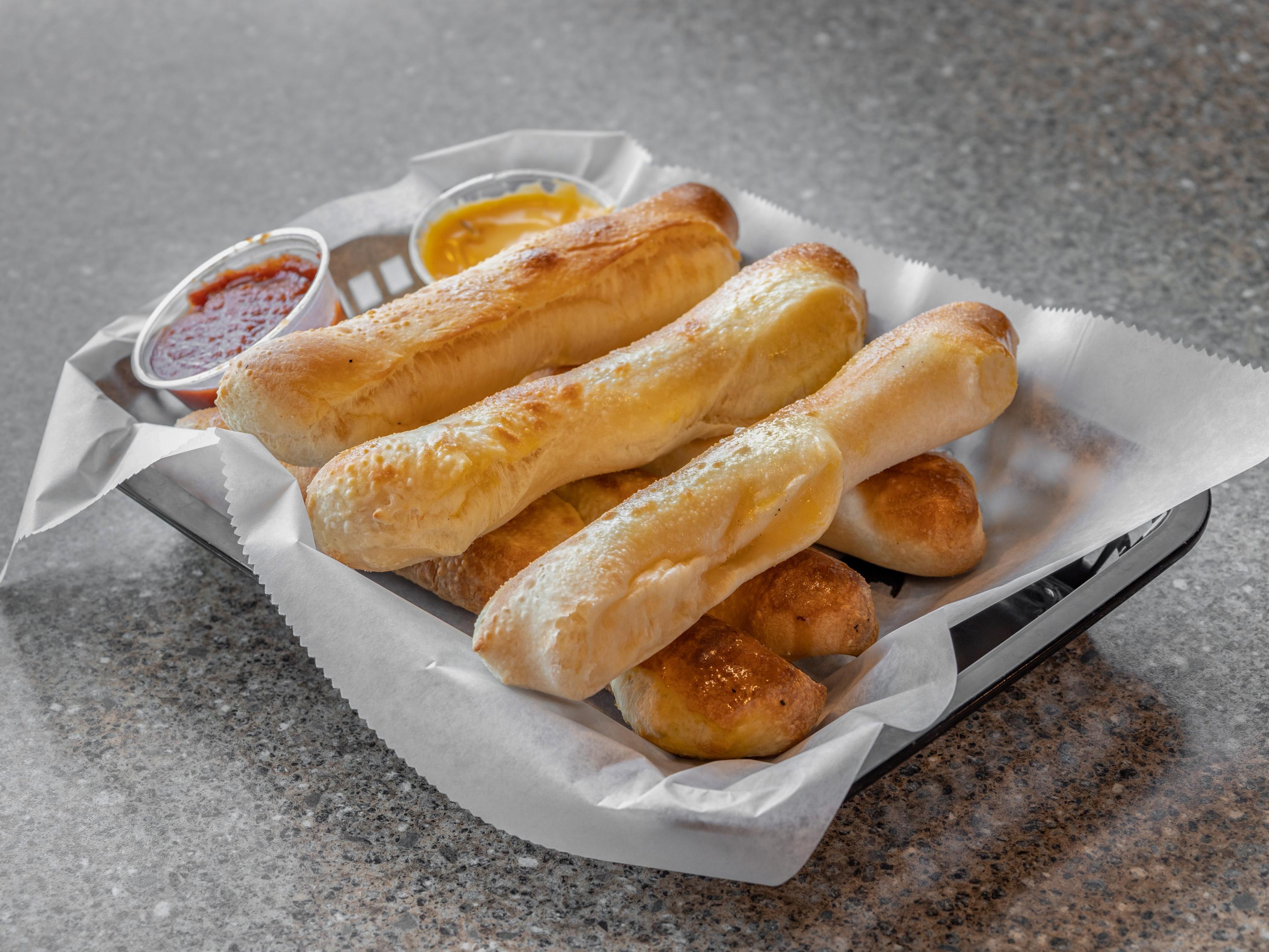 Order Full Order of Fresh Baked Breadsticks food online from Chicago Pizza store, Speedway on bringmethat.com