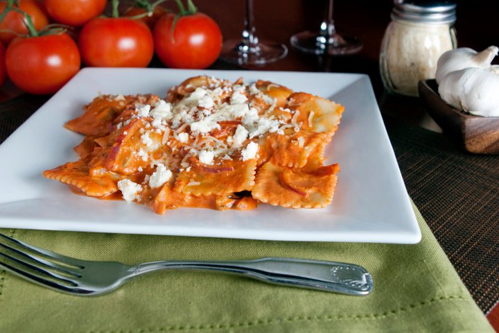 Order Ravioli food online from Romio's Pizza and Pasta store, Seattle on bringmethat.com