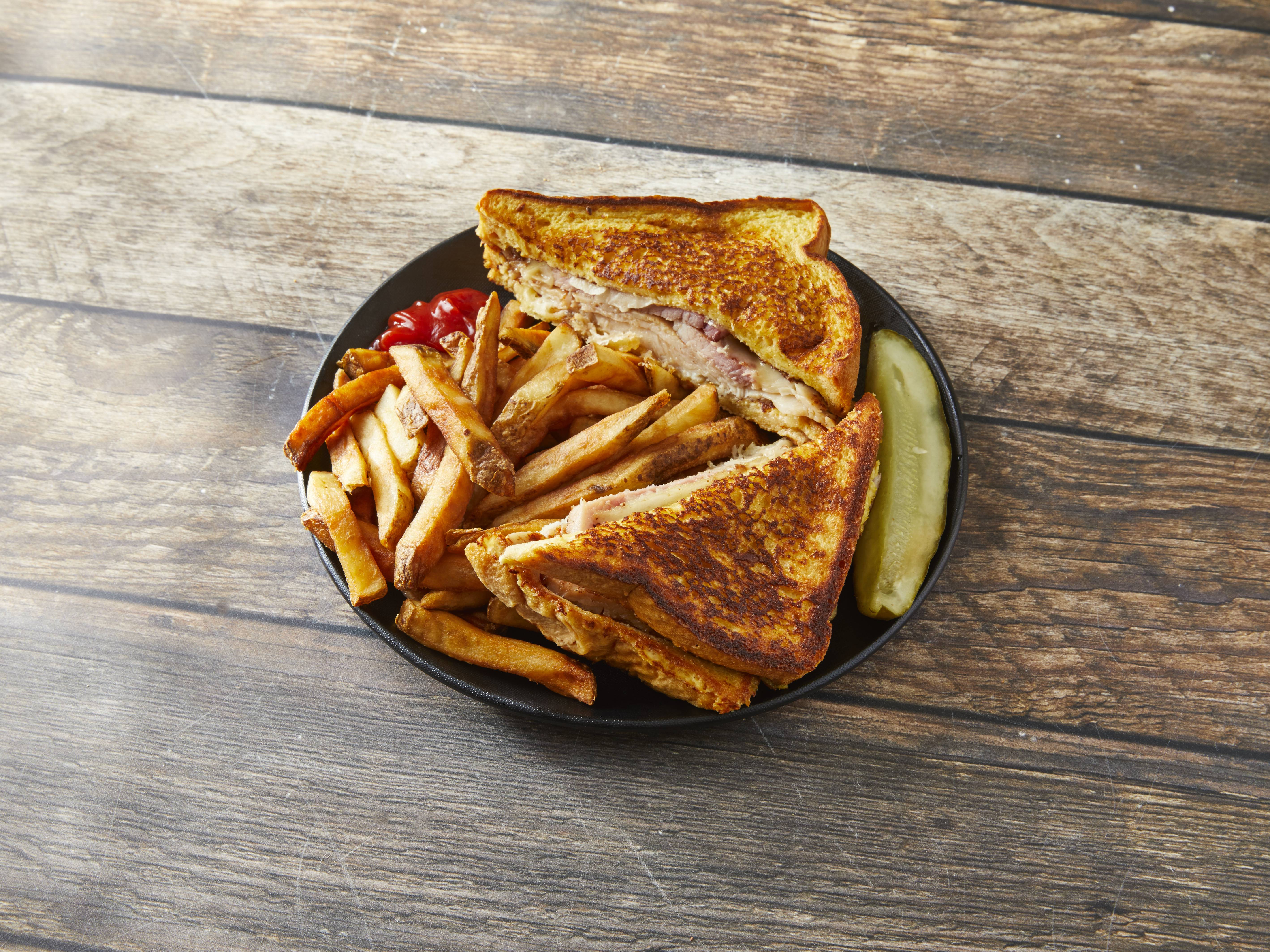 Order Monte Cristo Sandwich food online from Northside Grill store, Chicago on bringmethat.com