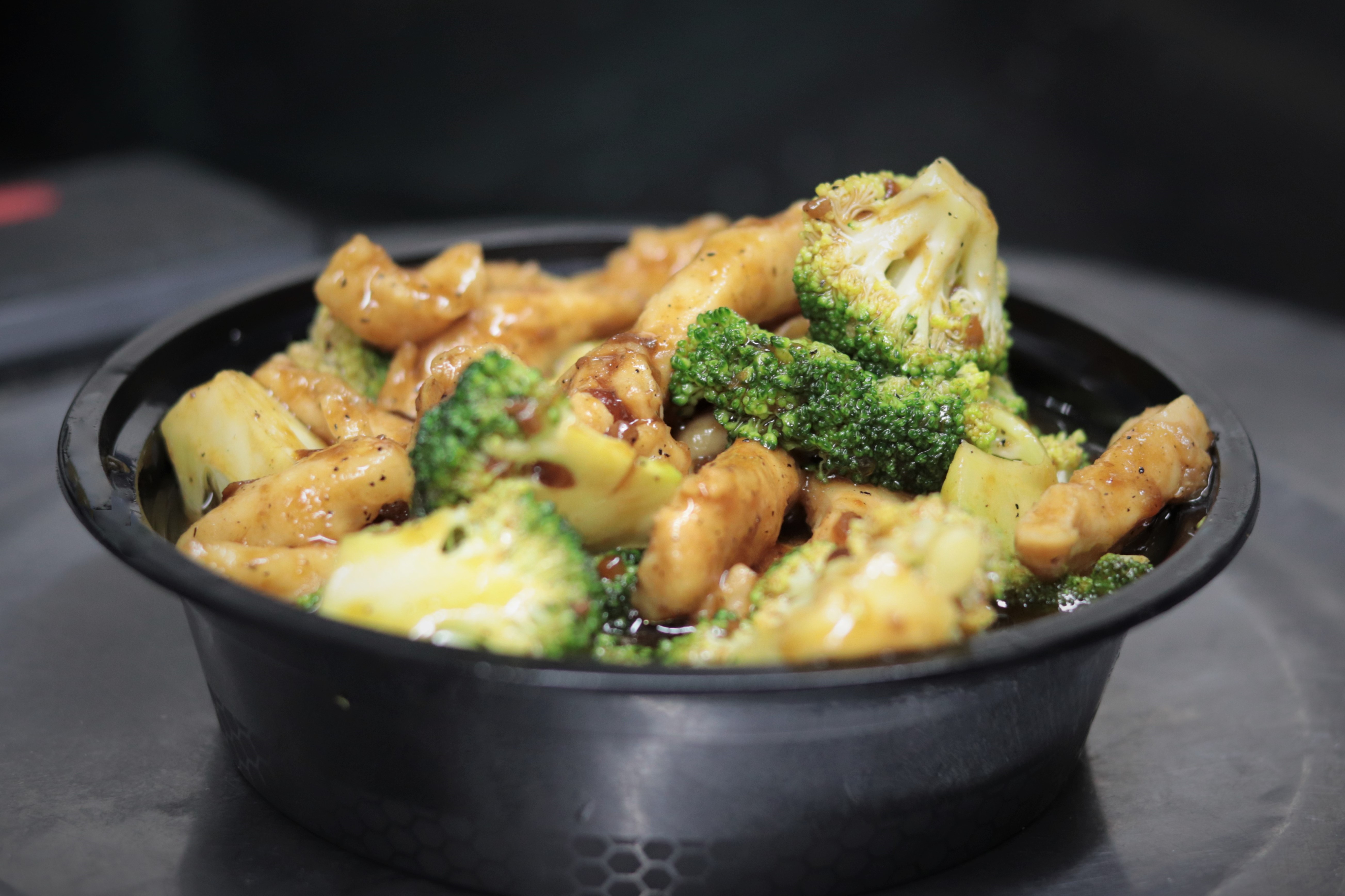 Order 56. Chicken Broccoli food online from Sagar Chinese store, Bellerose on bringmethat.com