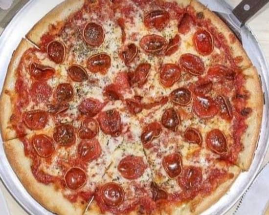 Order Med. Pizza food online from Second Base Pub & Grub store, Ferndale on bringmethat.com