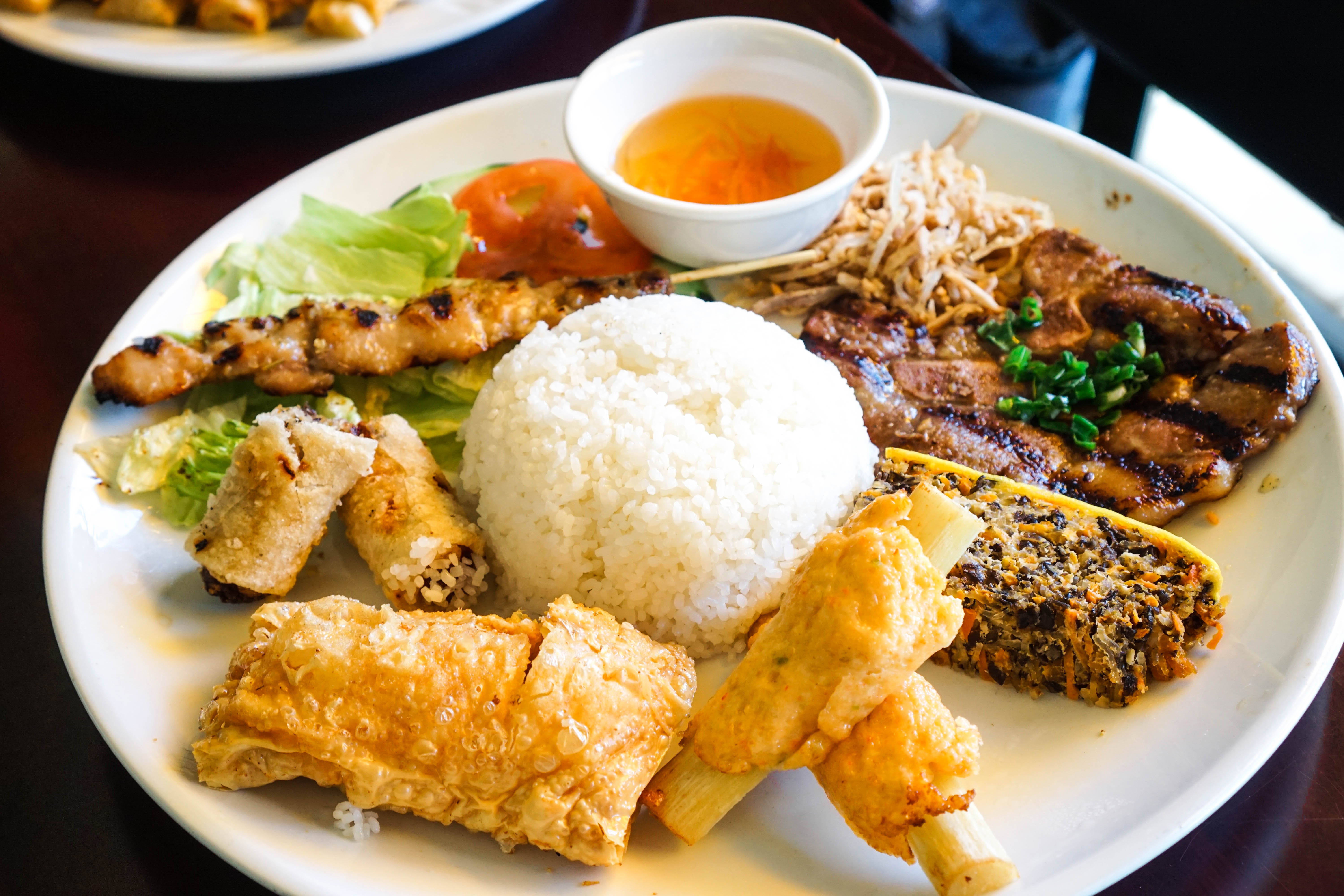 Order D1. Special 7 Combo Rice Platter food online from Bac Lieu Restaurant store, San Francisco on bringmethat.com