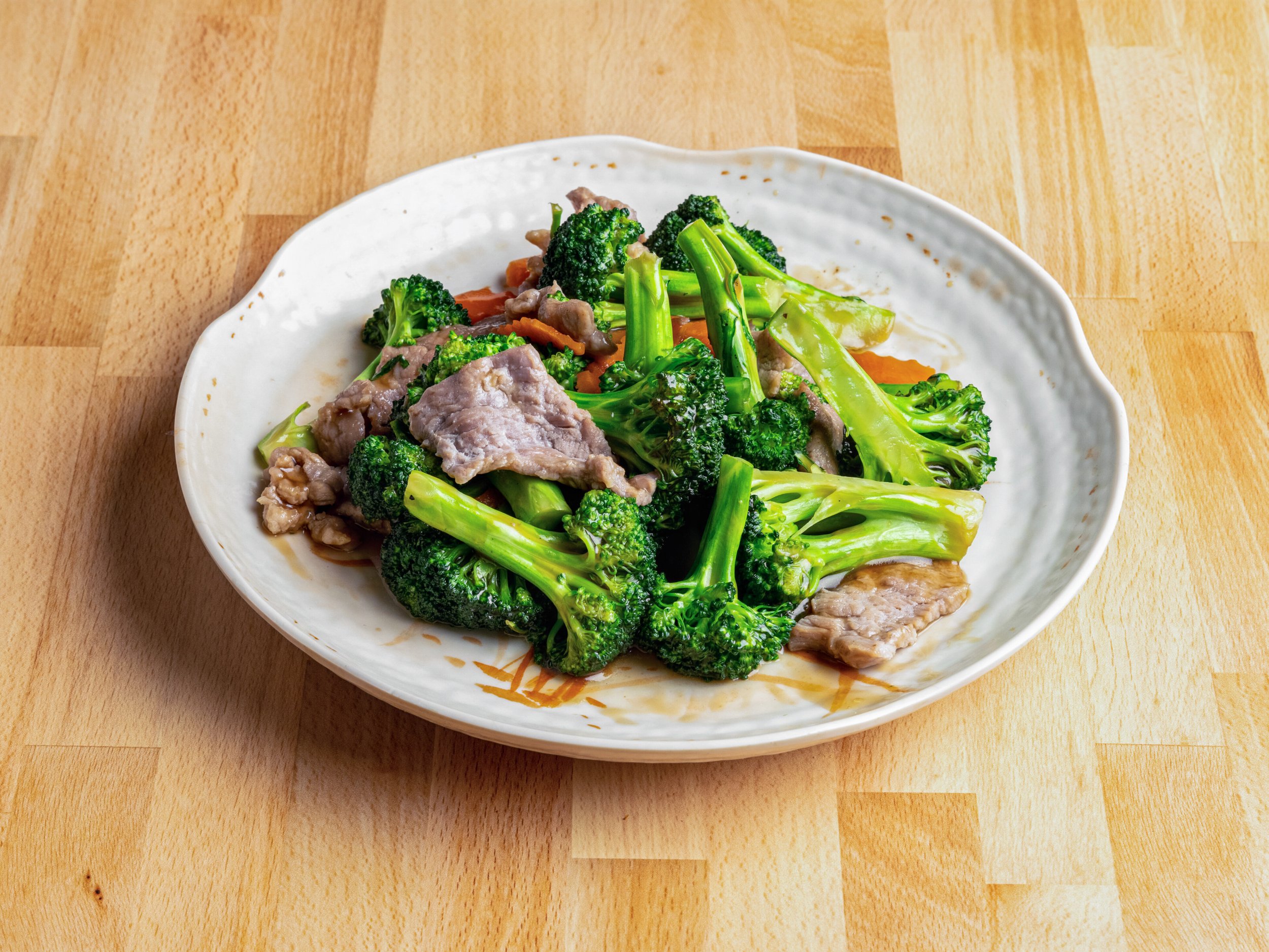 Order 1. Beef with Broccoli food online from Buffet Dynasty store, Forest Grove on bringmethat.com