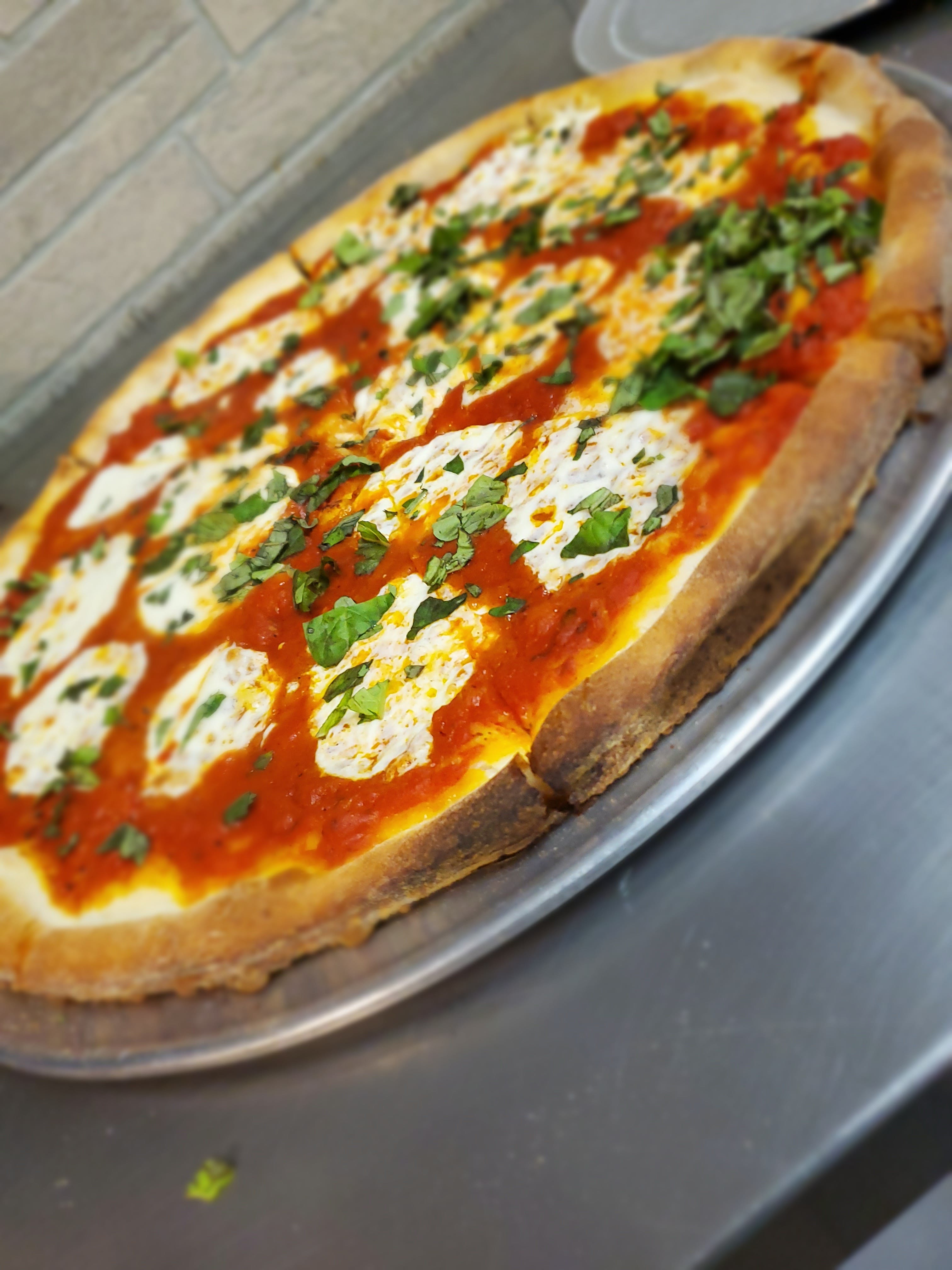 Order Margherita Pizza - Medium 15'' (6 Slices) food online from Taste of Italy Pizza and Pasta store, Goodyear on bringmethat.com