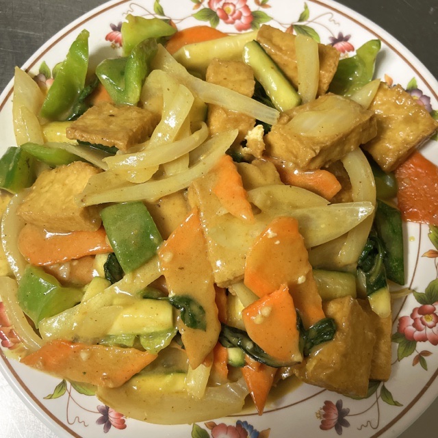Order Curry Chicken food online from China Wok store, Colorado Springs on bringmethat.com