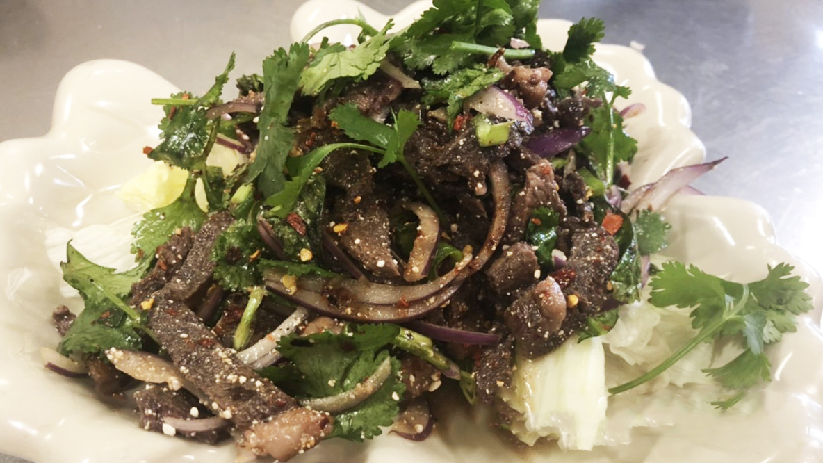 Order 21. Grilled Beef Salad food online from Luck Thai Pj Cuisine store, Los Angeles on bringmethat.com