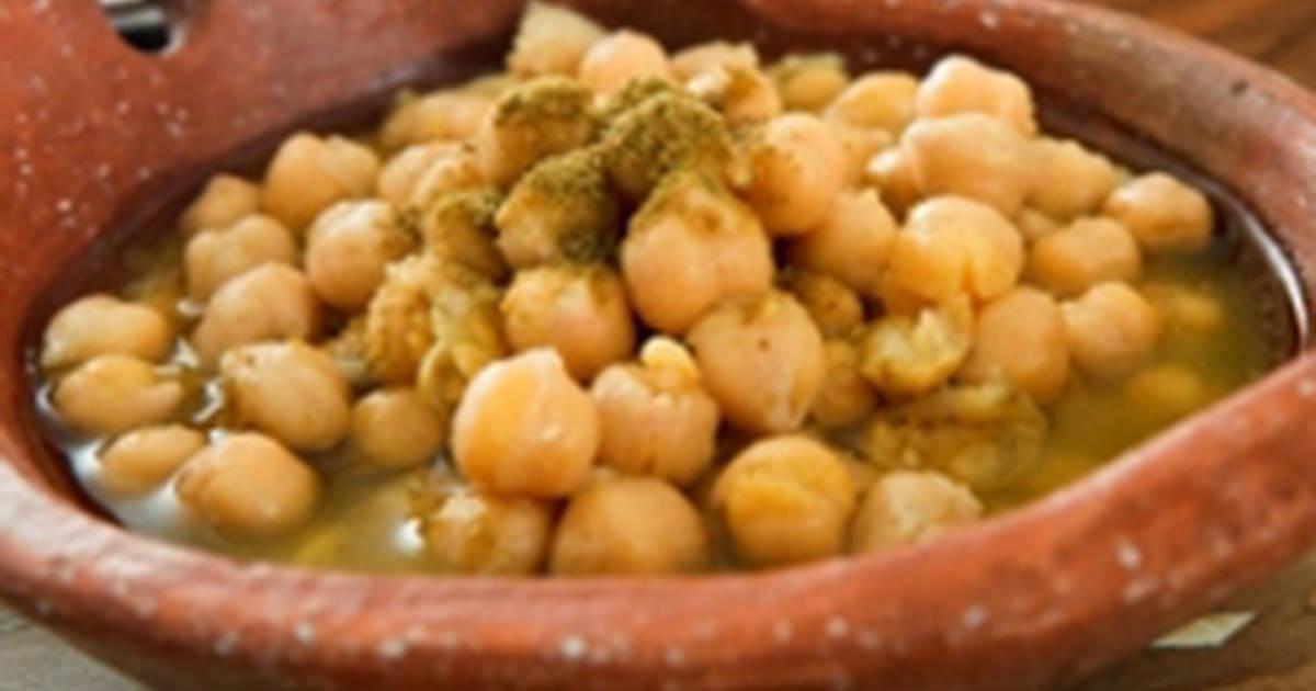 Order Buttered Chickpeas food online from Manakeesh Cafe Bakery store, Philadelphia on bringmethat.com