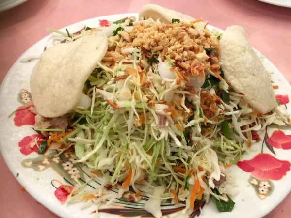 Order 69. Goi Thap Cam food online from Yummy Yummy Vietnamese Cuisine store, San Francisco on bringmethat.com