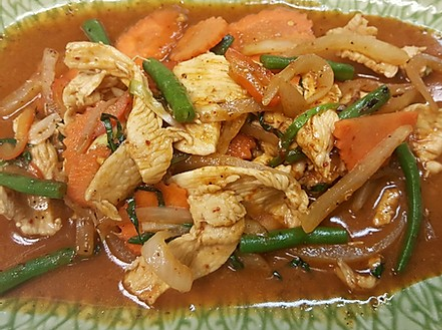 Order Thai Basil  food online from Thaiwat Restaurant store, Reading on bringmethat.com