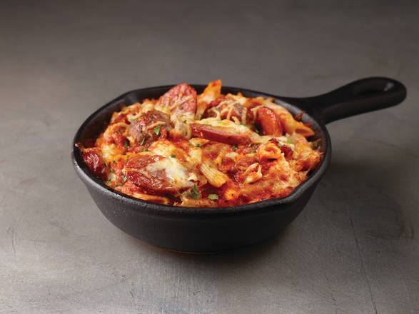Order Meaty Baked Penne food online from Ruby Tuesdays store, Cambridge on bringmethat.com