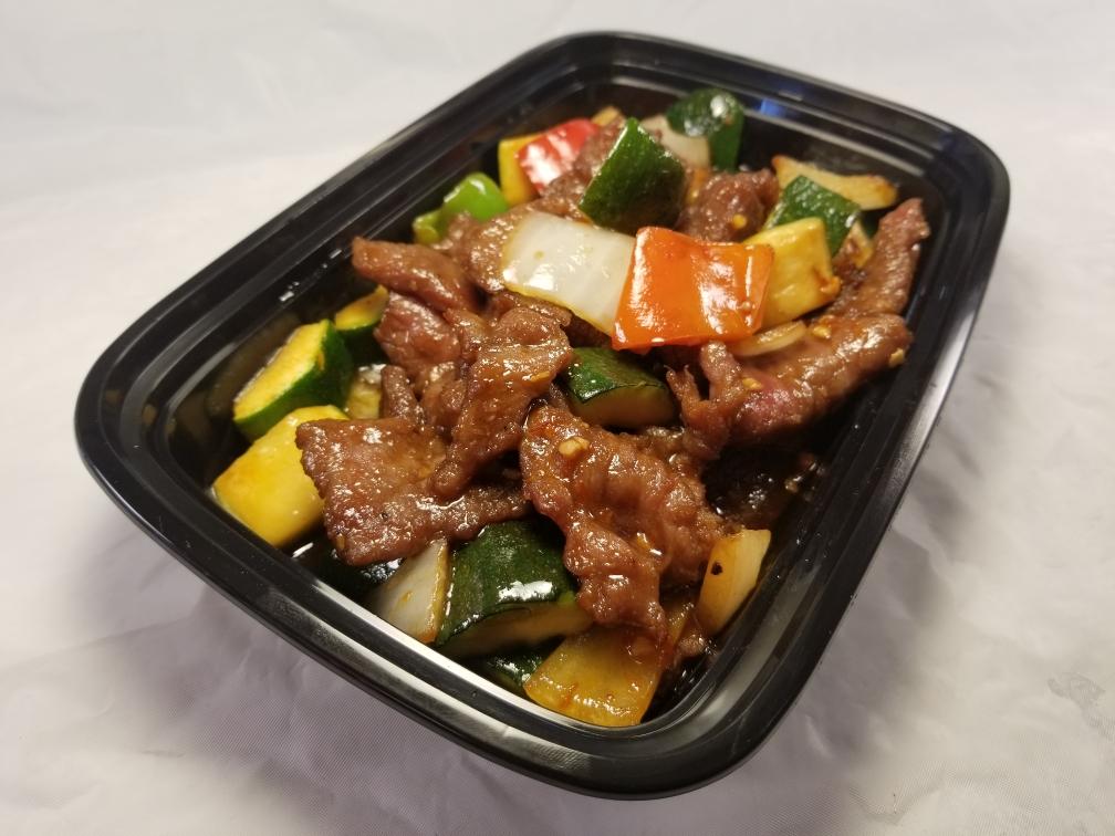 Order Kung Pao Beef food online from Lucky Deli store, Los Angeles on bringmethat.com
