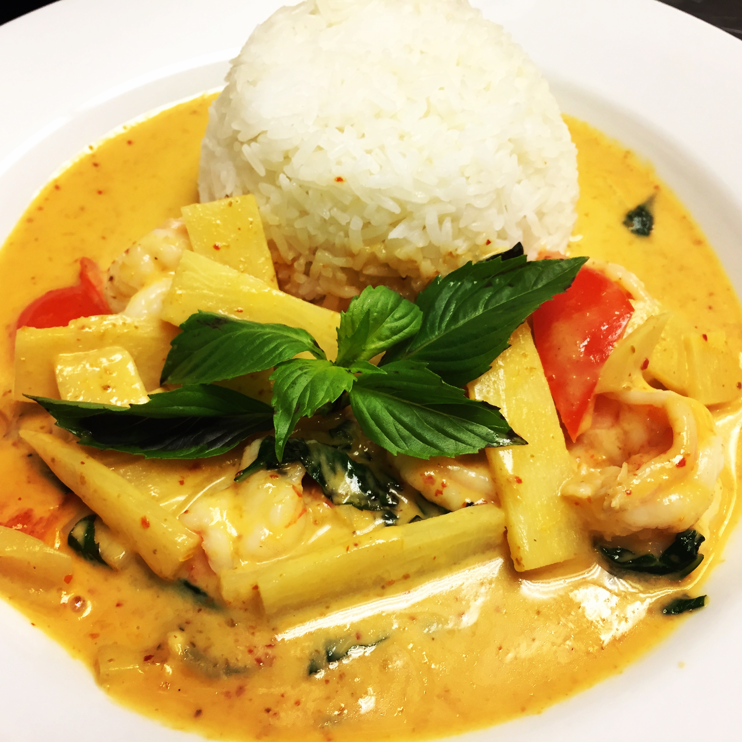 Order Red Curry food online from Fresh Bowl Thai store, Lawrenceville on bringmethat.com