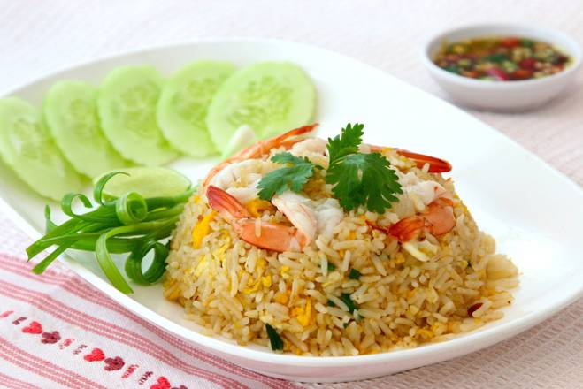 Order Empire Fried Rice food online from Ny Deli Bagel Cafe store, Alpharetta on bringmethat.com