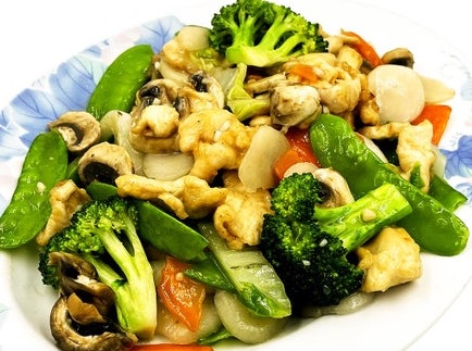 Order Chicken with Assorted Vegetables food online from New Shanghai Restaurant store, Lake Forest on bringmethat.com