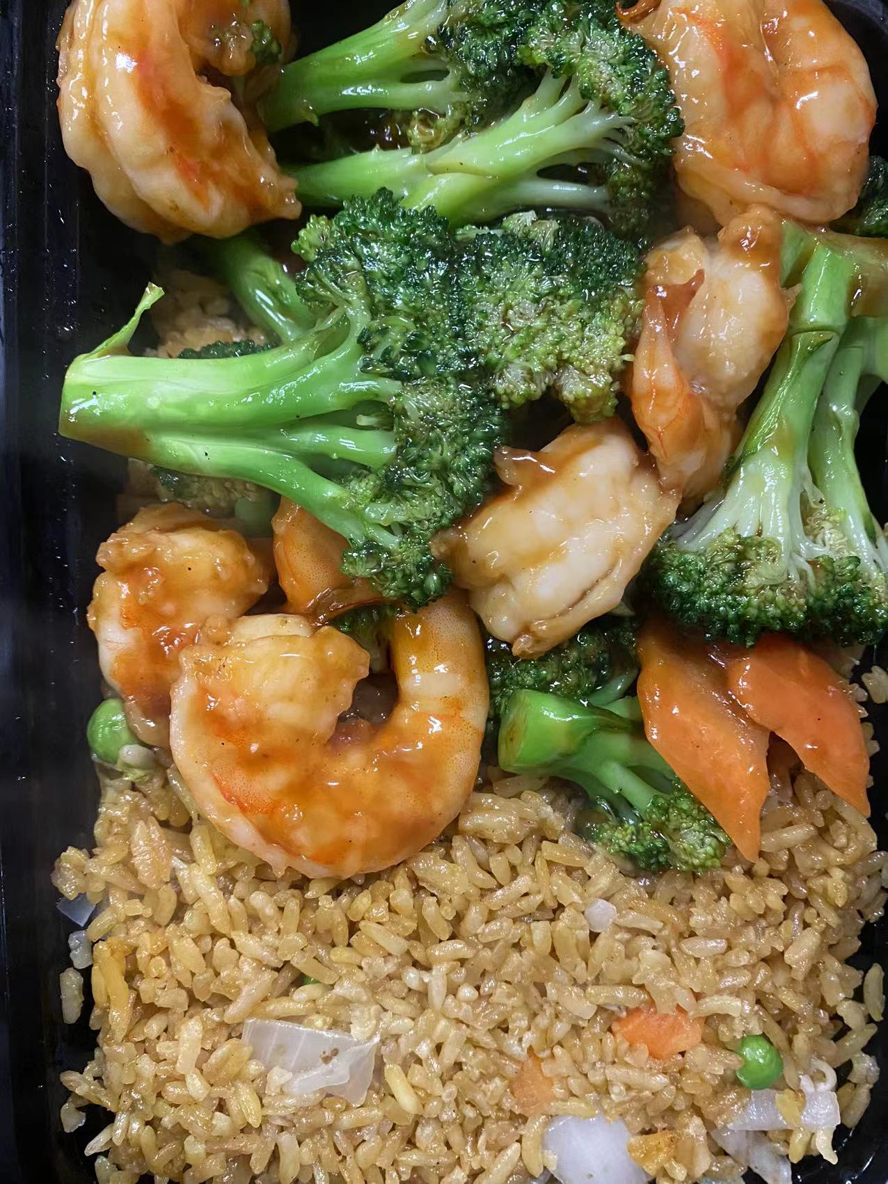 Order  C11. Shrimp with Broccoli Combo Platter food online from China King store, King Of Prussia on bringmethat.com