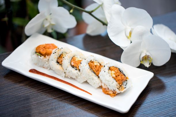 Order Spicy Albacore Roll -5 Pieces food online from Show Ramen store, La Verne on bringmethat.com