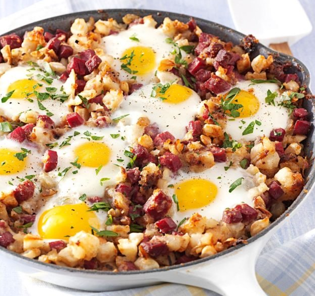Order CORNED BEEF & HASH food online from Pizza House store, Ann Arbor on bringmethat.com