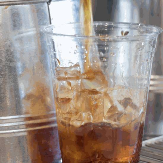 Order 16oz Cold Brew food online from Henry's House Of Coffee store, San Francisco on bringmethat.com