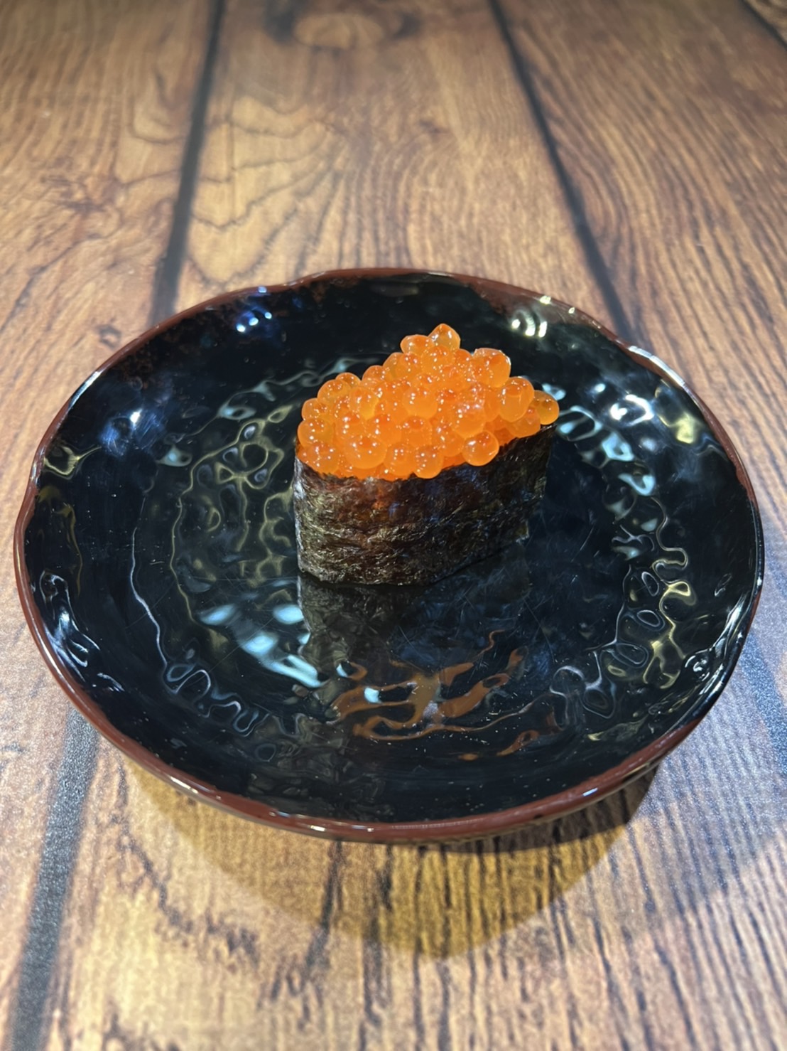 Order Salmon Roe Nigiri food online from Izakaya Takasei store, Fullerton on bringmethat.com