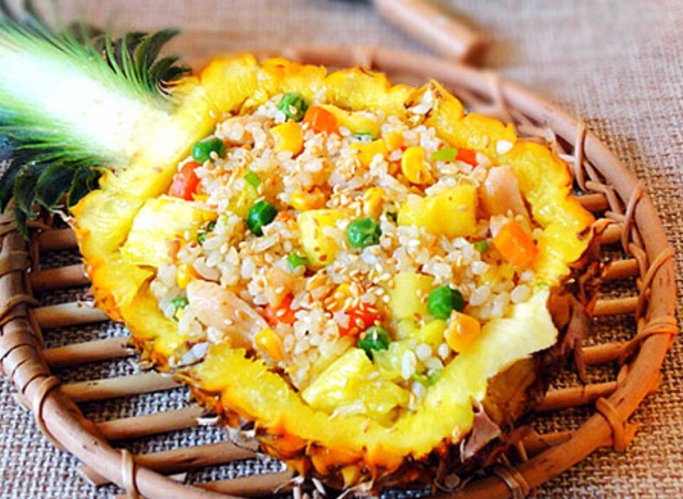 Order A6. Pineapple Fried Rice菠萝炒饭 food online from Crystal Jade Chinese Restaurant  store, Saint Paul on bringmethat.com