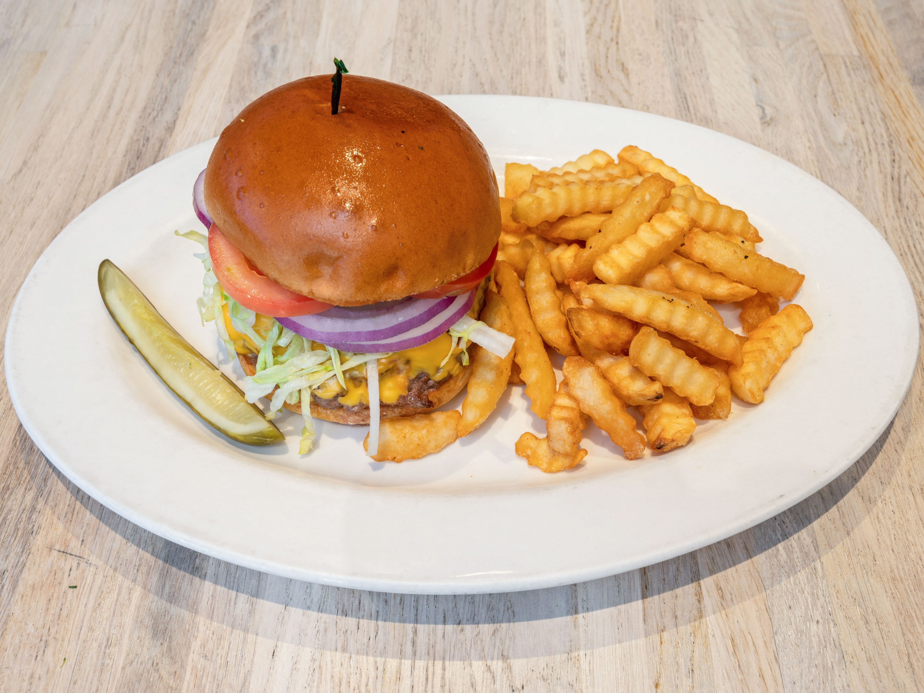 Order House Burger food online from Alex's Lounge II store, Elmsford on bringmethat.com