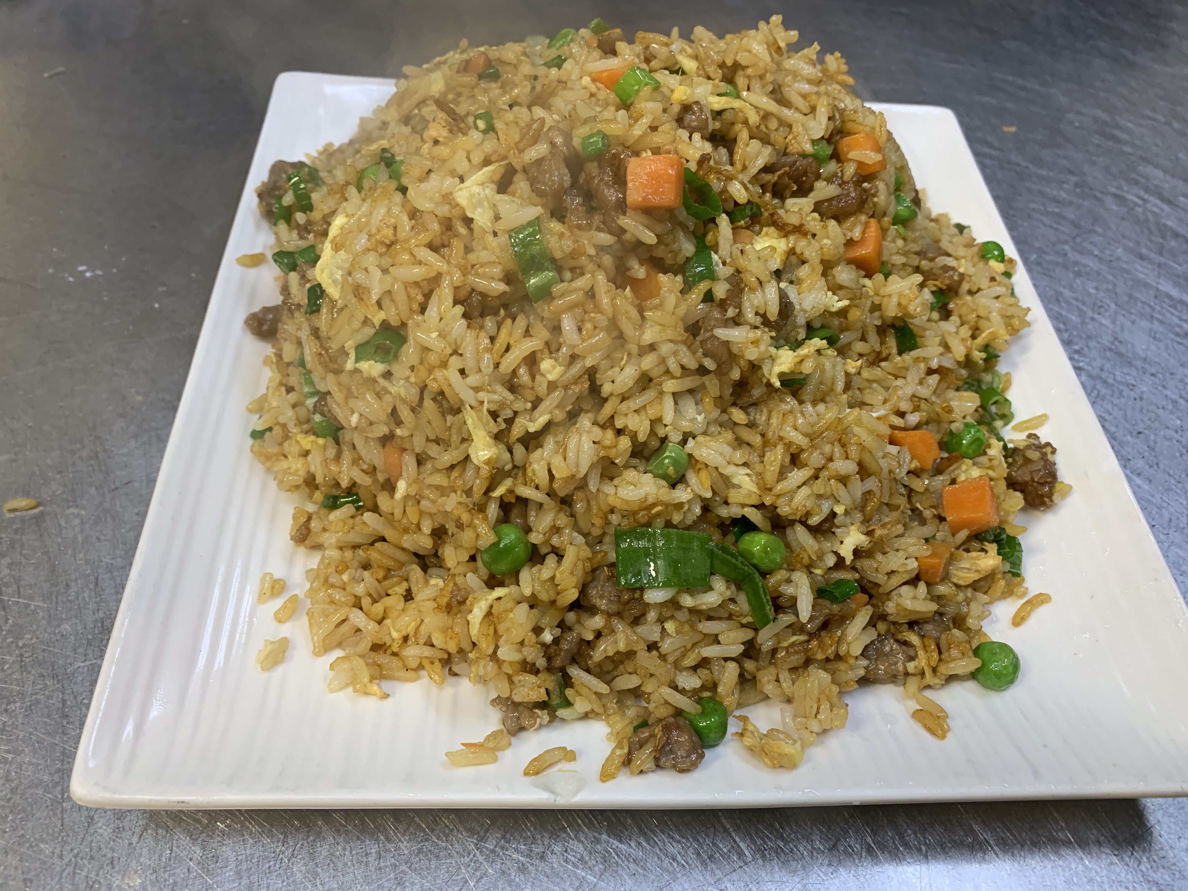 Order 295. Beef Fried Rice food online from China Town Cafe store, Chicago on bringmethat.com