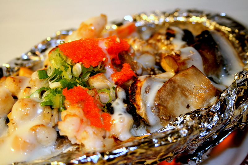 Order Dynamite Roll food online from Yomama Sushi store, Camarillo on bringmethat.com