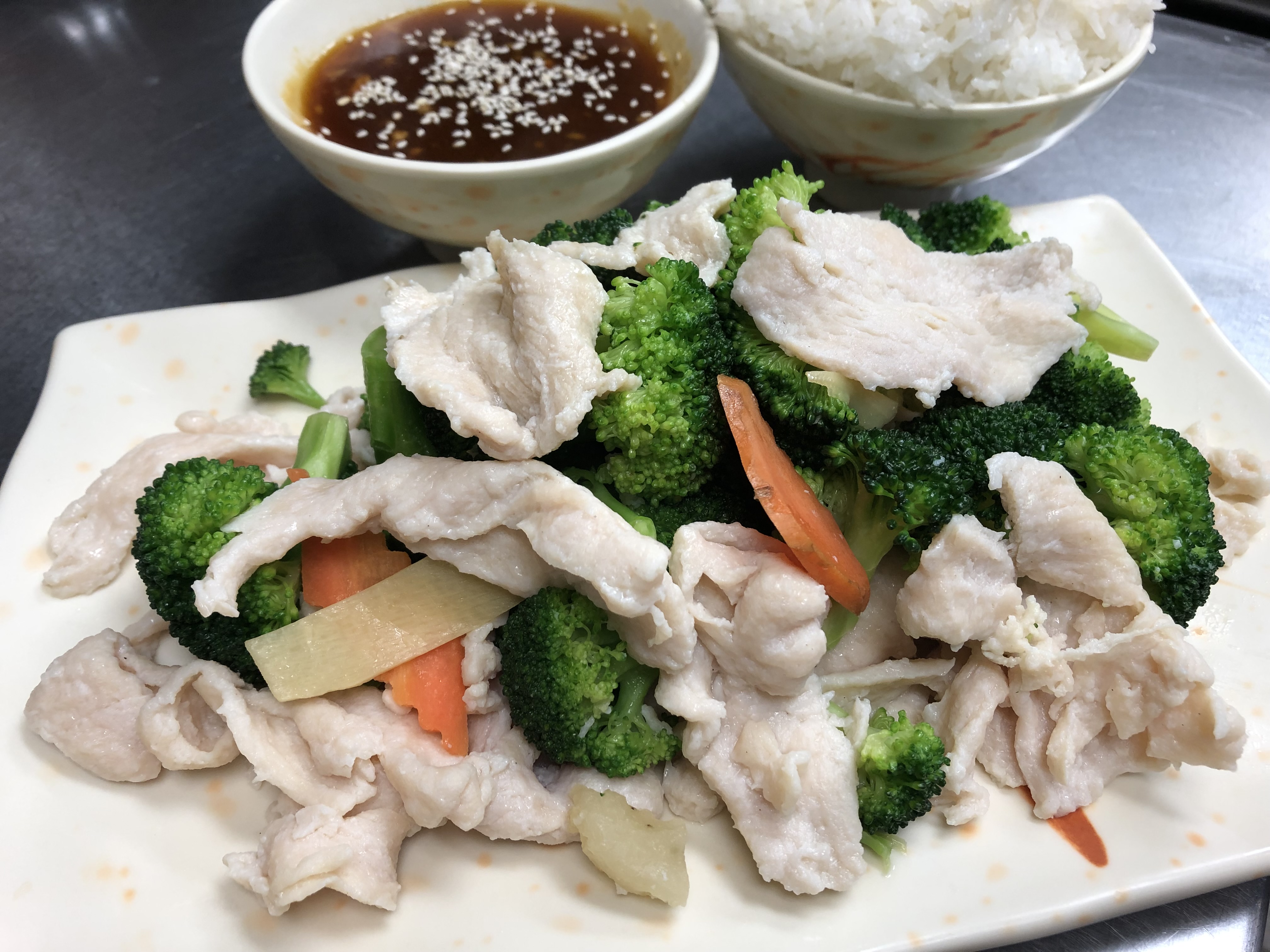 Order D2. Steamed Chicken Broccoli Healthy food online from East China store, Waterloo on bringmethat.com