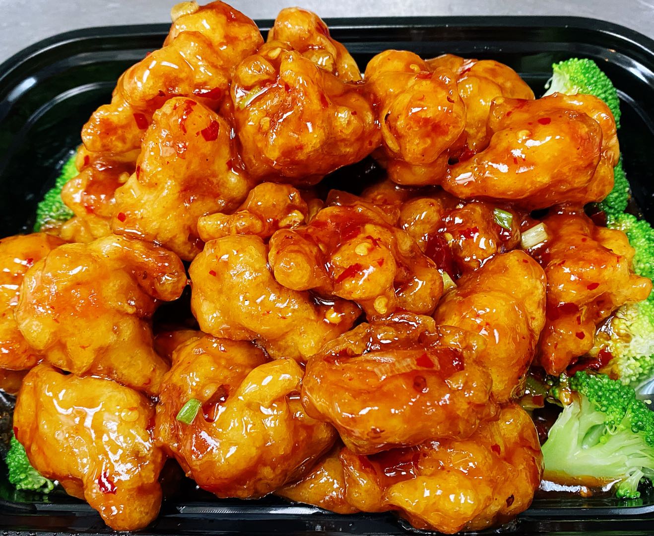 Order General Chicken  food online from Pearl Chinese Restaurant store, Raleigh on bringmethat.com