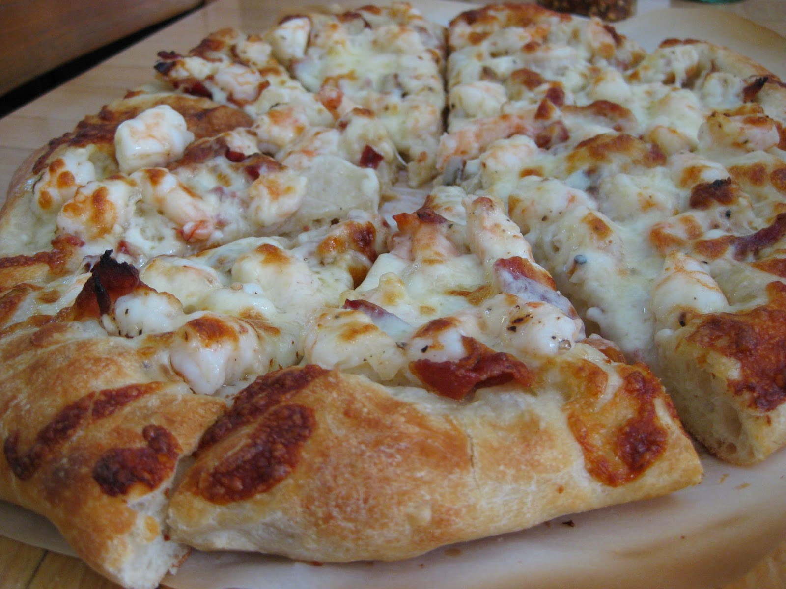Order White Shrimp Pizza  food online from Kebab House store, Newport News on bringmethat.com